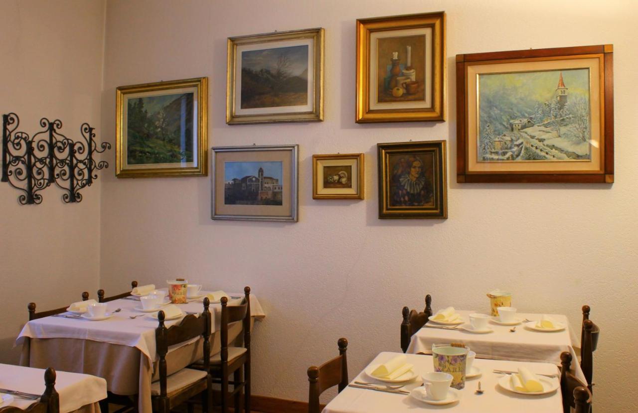 I Due Monaci Hotell Domodossola Exteriör bild