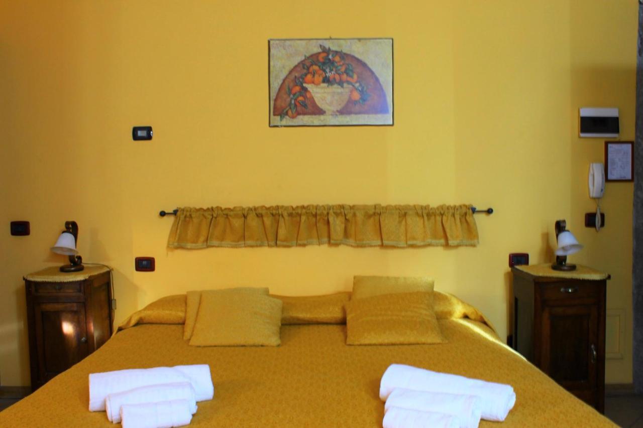 I Due Monaci Hotell Domodossola Exteriör bild