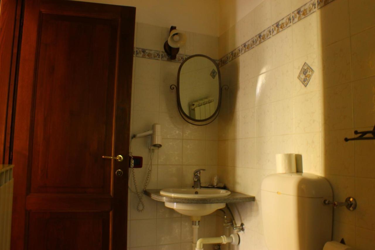 I Due Monaci Hotell Domodossola Exteriör bild