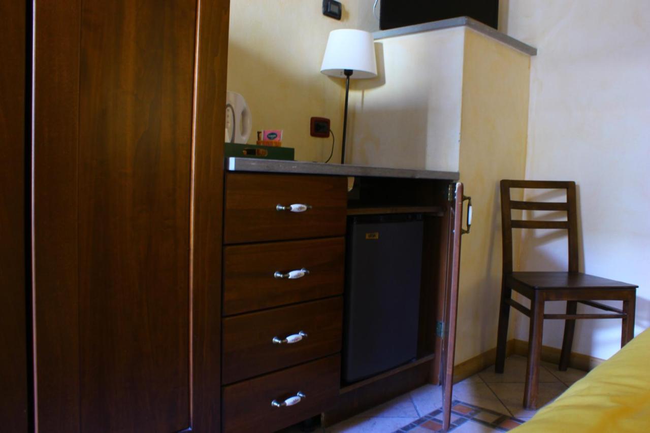 I Due Monaci Hotell Domodossola Exteriör bild